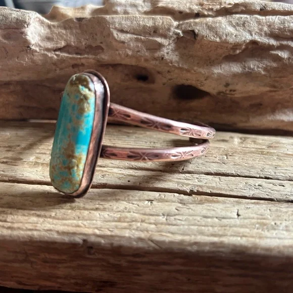Turquoise and Copper Women's Cuff Bracelet - Picture 4 of 7